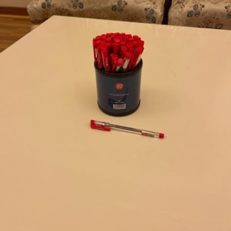 علبة 30 قلم ناشف لون احمر