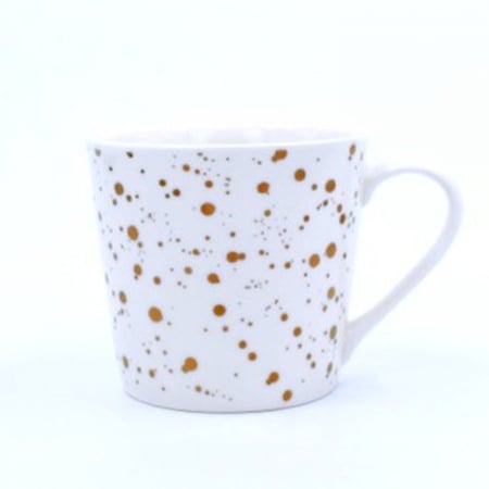 كوب سيراميكي بتصميم بسيط