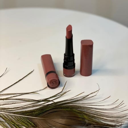 ارواج برجوا نهى نبيل الاصليه