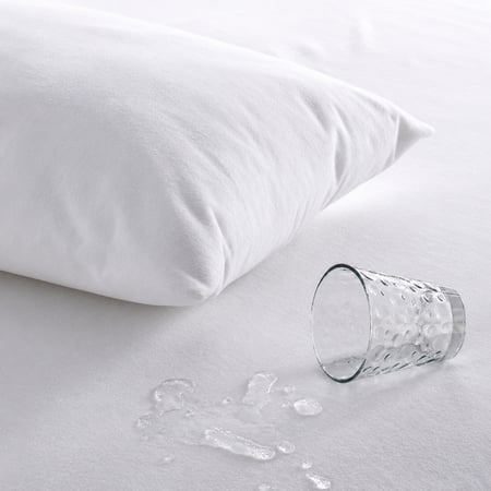واقي مرتبة + غطاء مخدة