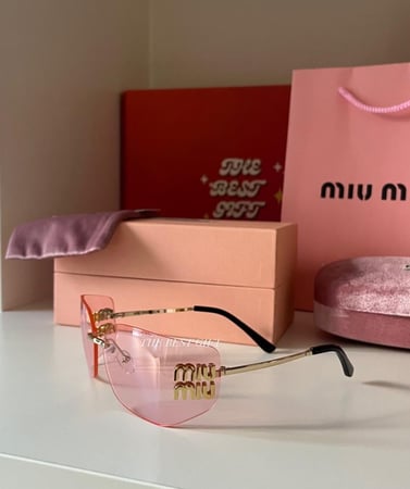 MIU MIU sunglasses