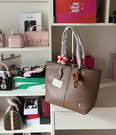 Leather North Tote 32