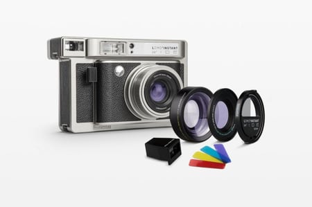 كاميرا فورية واسعه من Lomo’Instant مع ثلاث عدسات