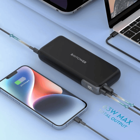 بطارية متنقلة راف باور بقوة 70 واط بسعة 20000 ملي منفذين تايب سي ومنفذ USB-A - اسود