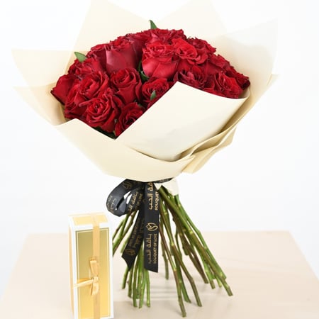 باقة رسالة حب مع شوكولاتة