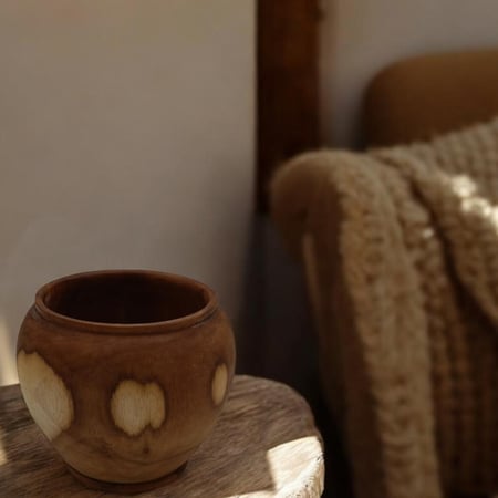 فازات خشبية عصرية لديكورات صالة الجلوس المميزة