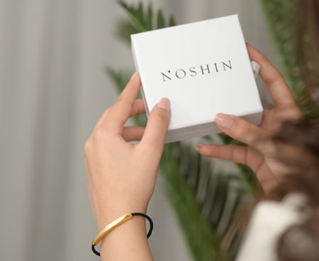 اسواره نوشين - الكتابه حسب الطلب