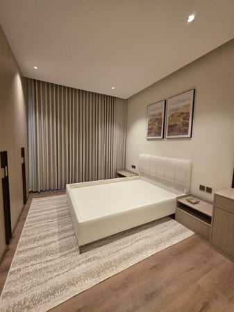 سرير كبير مودرن