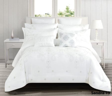 طقم مفرش سرير مطرز لينوم هوم 10 قطع - مقاس نفرين