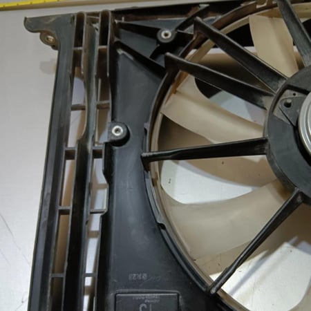 مروحة راديتر تويوتا كورولا 2013 2016 1636122130