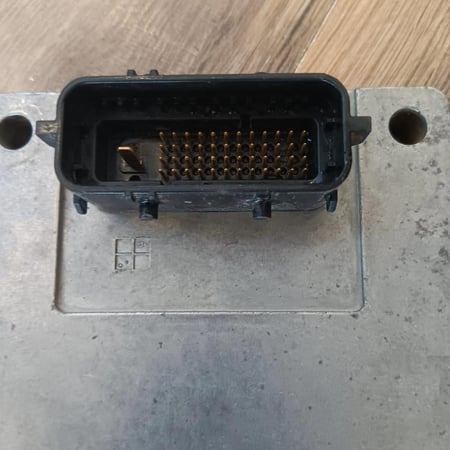 كمبيوتر قير شيفروليه سيلفرادو جي ام سي يوكن سييرا 2005 2014 24242391