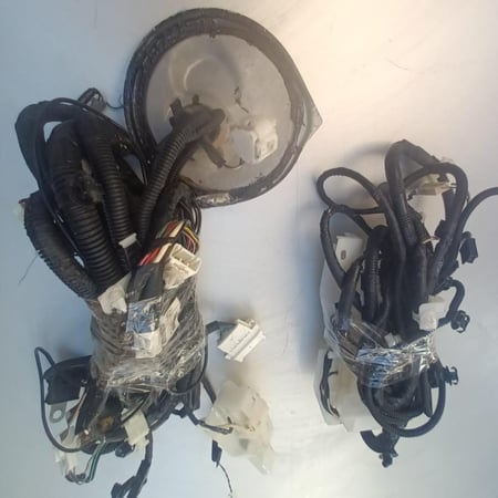 ظفيرة كهرب ارظية السيارة تويوتا كامري 82161-06W01