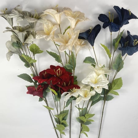 ليليوم قطيفة مقاس كبير