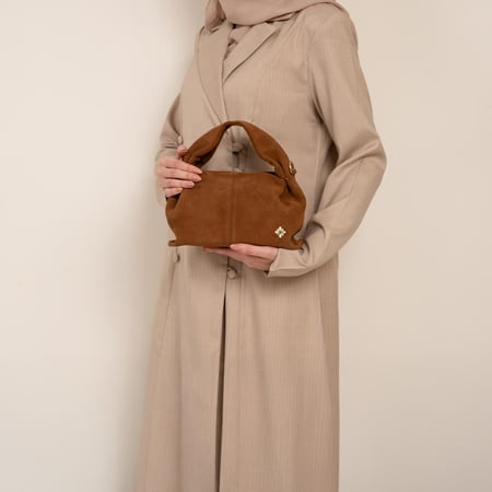 شنطة يد نسائية شامواه