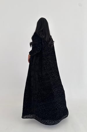 عباية شيفون مخمل كريب قصة ربع كلوش