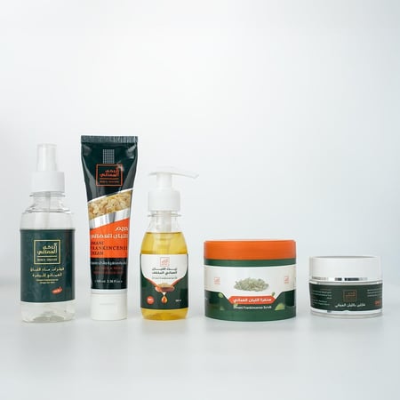 مجموعه العنايه المتكامله بالبشرة من اللبان العماني الأصلي