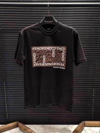 تيشيرت فندي