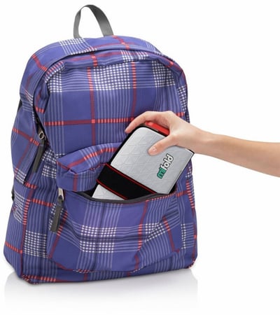 كرسي أطفال خفيف وسهل النقل