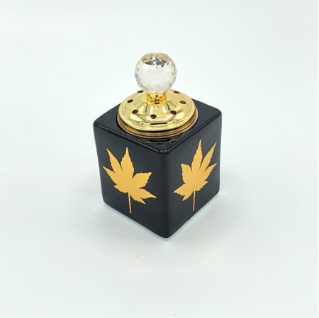 مبخر مكعب مع ورق مذهب غطاء مع كرستالة