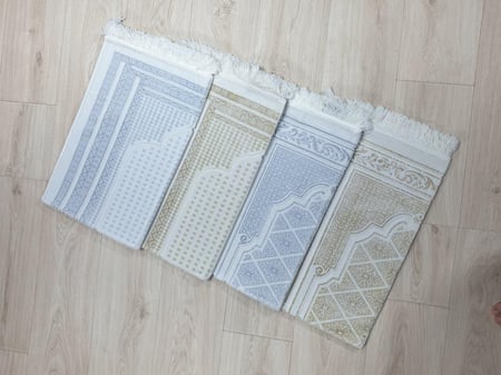 سجادة صلاة فنتازي مخمل ذهبي