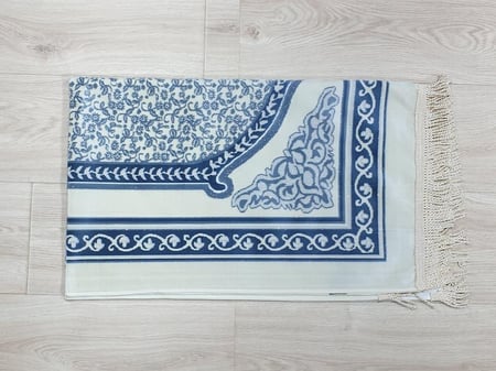 سجادة صلاة محراب دانتيل أزرق فاتح  80*cm 120