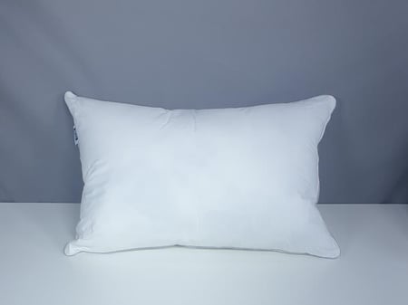 مخدة فندقية هوتلي مارينا قطن 100% 75*50 cm