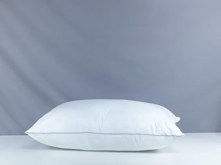 مخدة فندقية هوتلي مارينا قطن 100% 75*50 cm