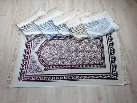 سجادة صلاة محراب دانتيل أزرق فاتح  80*cm 120