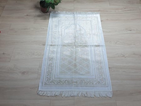 سجادة صلاة فنتازي مخمل ذهبي