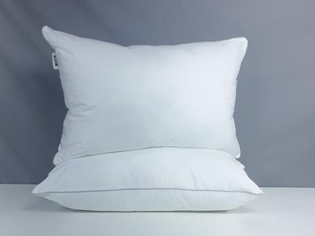 مخدة فندقية هوتلي مارينا قطن 100% 75*50 cm