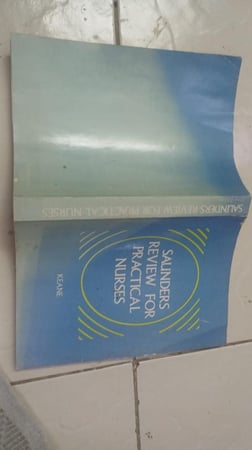 Saunders Review for Practical Nurses. الطبعة الثالثة 1977م