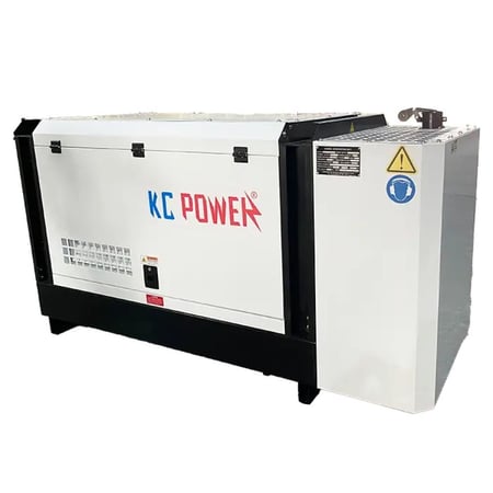 Power مولد كهرباء كبير ديزل، صامت، اقصي. طاقة 30 كيلو فولت أمبير، خزان