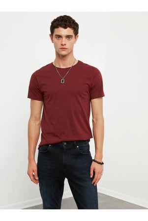 تيشيرت عنابي LCW