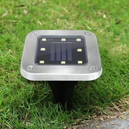 4 قطع الطاقة الشمسية الإضاءة 8 LED