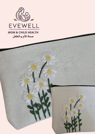 محفظه قماشية بتطريز يدوي بسيط