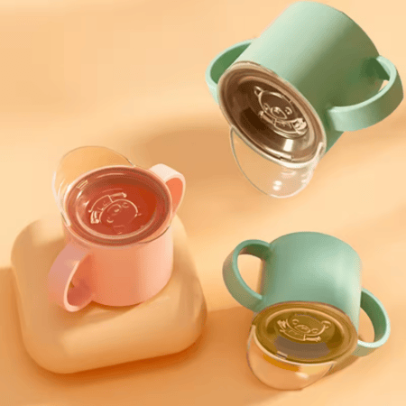كوب الشرب للاطفال