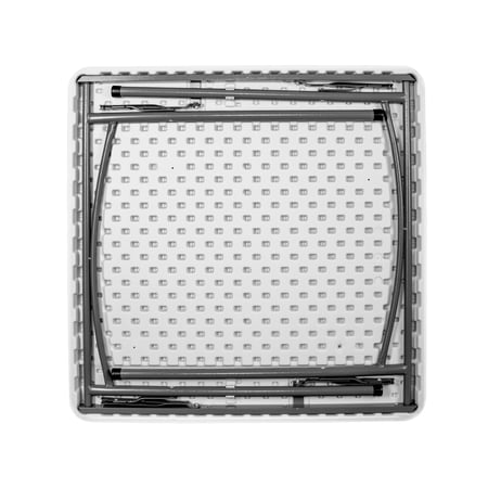 طاولة طعام مربعة