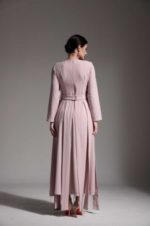 فستان كريب شرايط وردي