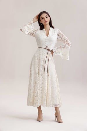 فستان دانتيل بيج مطرز ميدي