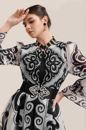 فستان قطعتين اورجنزا مفتوح الحلق مطرز