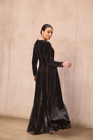 فستان سهرة مخمل طويل