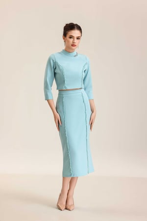 طقم ميدي مطرز تيفاني