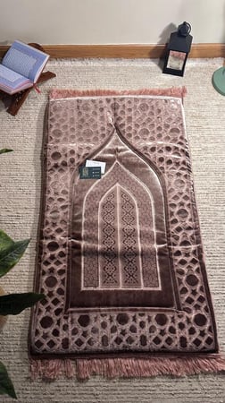 سجاد فوم مومري حرير تركي - طبي