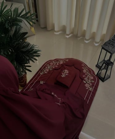 طقم ملكي _ عنابي