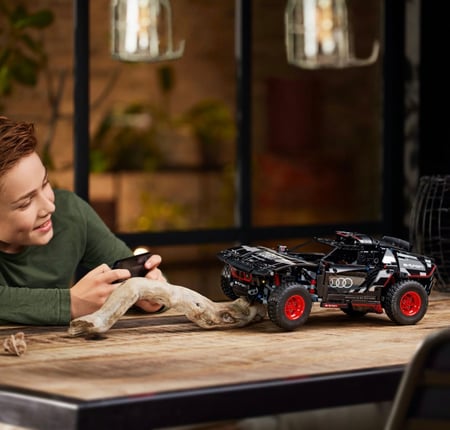 LEGO® Technic Audi RS Q e-tron 42160 Building Toy Set (914 Pieces)