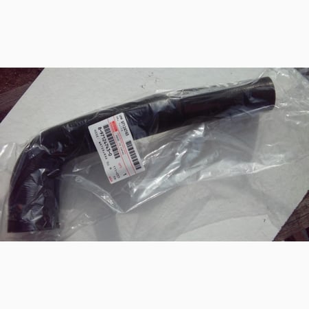 897124743 لي رديترتحت HOSE RADIATOR DYNA 2011-17