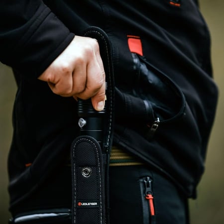 كشاف ليد لينزر  - MT14