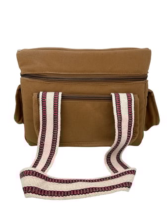 شنطة كتف متعددة الجيوب بلون بني - قماش متين