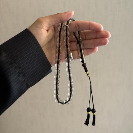 سبحة بكلايت شفاف كركوشة أسود