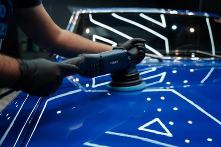 بوليش تلميع السيارات